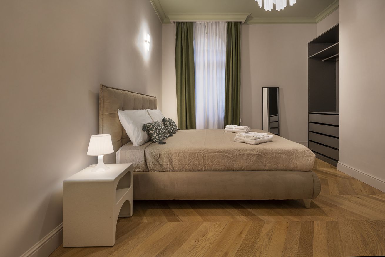 Deluxe Suite 4 — Prati Luxury Suite